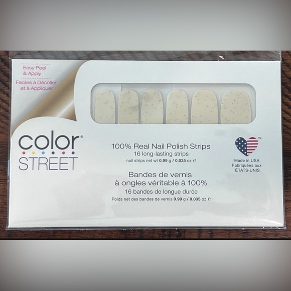 Color Street Ivory Icon Nail Wraps - Picture 4 of 4